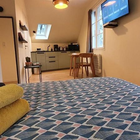 Appartement Studio Prieure Кимпер Екстериор снимка